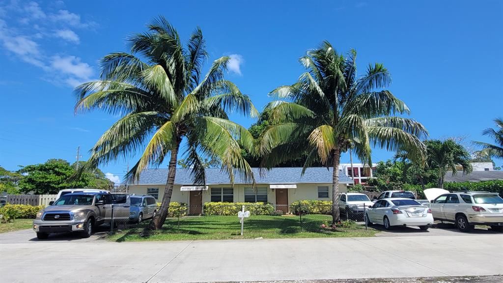 Photo of 3762 Patio Court, Lake Worth Beach, FL 33461 (MLS # R10880660)