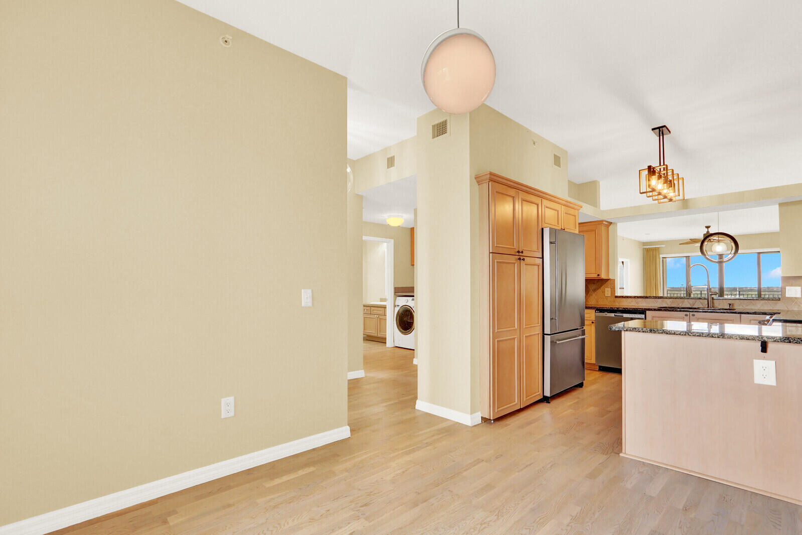 SEAMARK CONDO - Residential