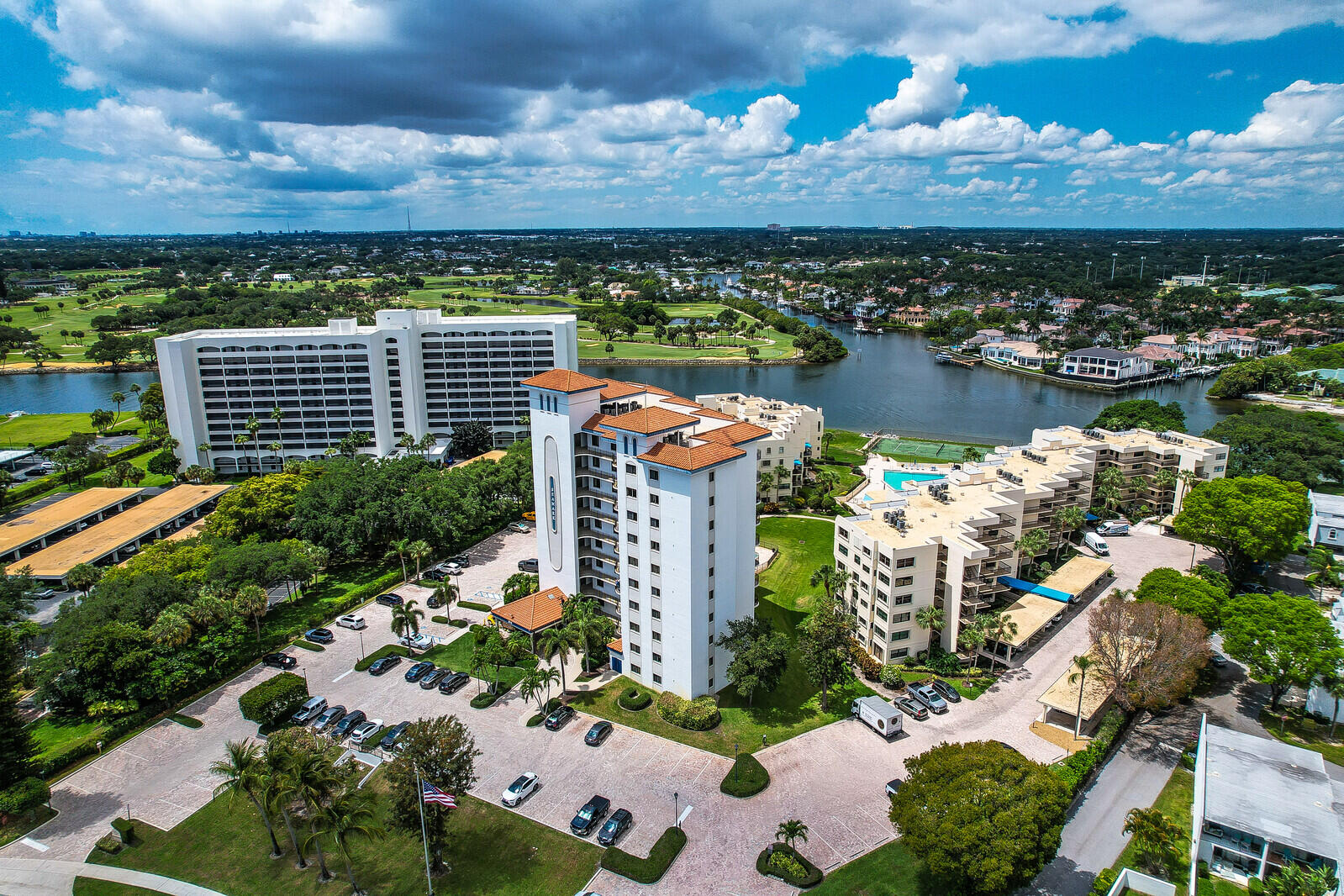 SEAMARK CONDO - Residential