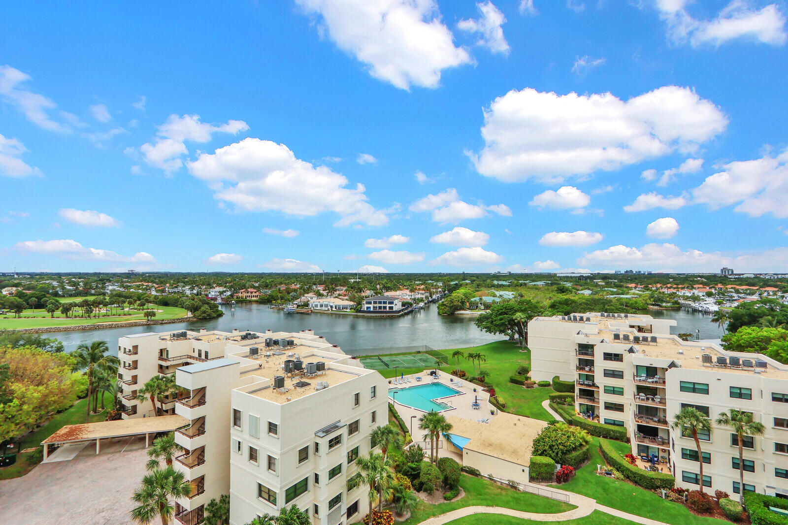 SEAMARK CONDO - Residential