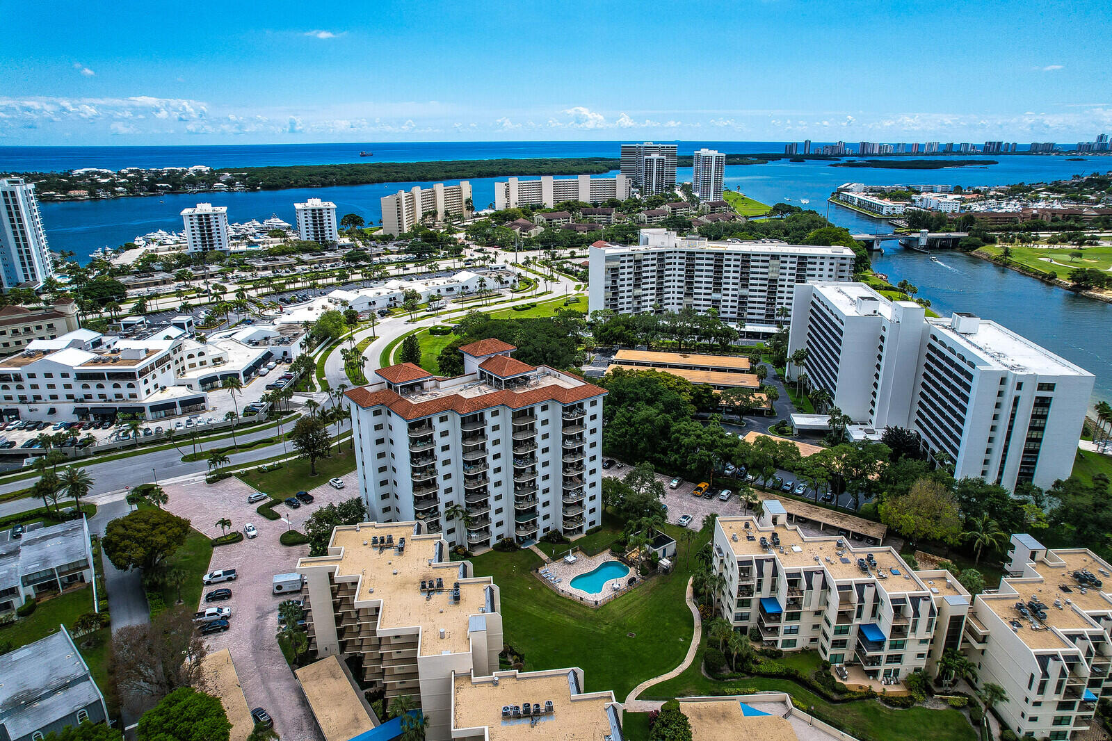SEAMARK CONDO - Residential
