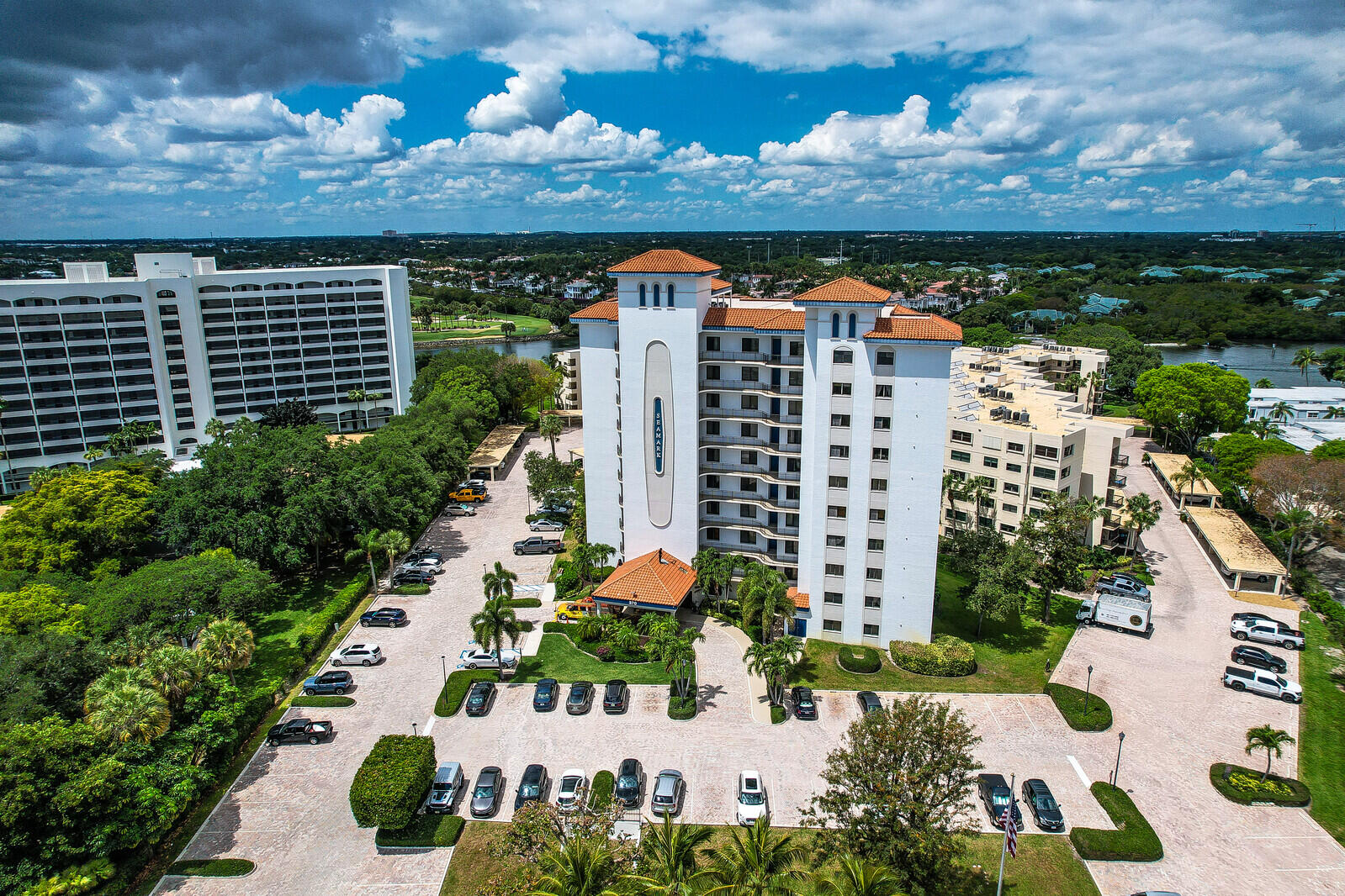 SEAMARK CONDO - Residential