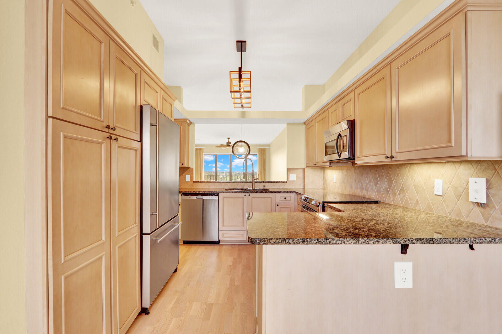 SEAMARK CONDO - Residential