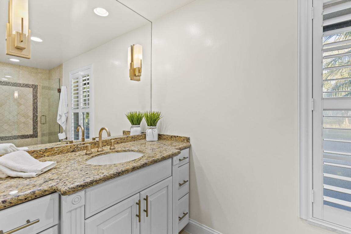 LAKEVIEW - Residential