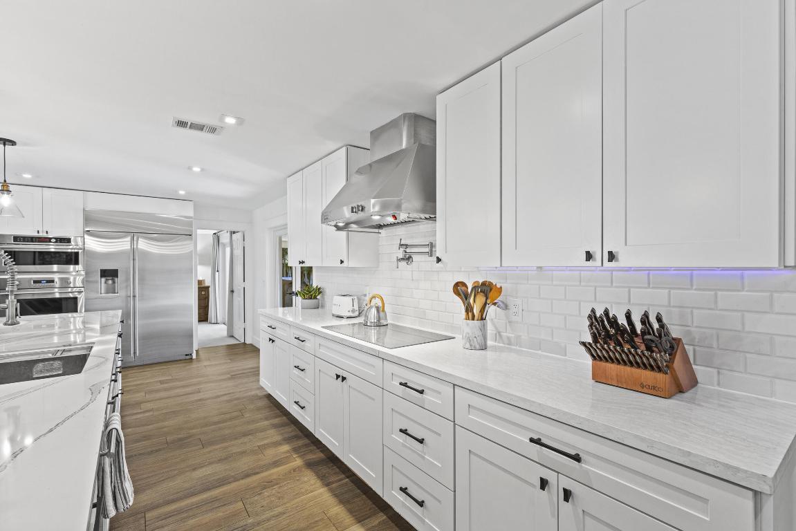 LAKEVIEW - Residential