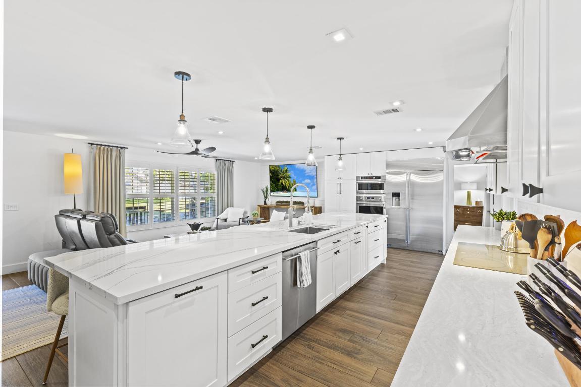 LAKEVIEW - Residential