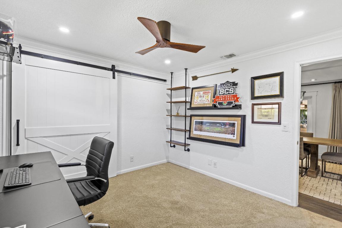 LAKEVIEW - Residential