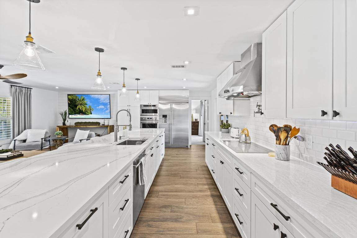 LAKEVIEW - Residential