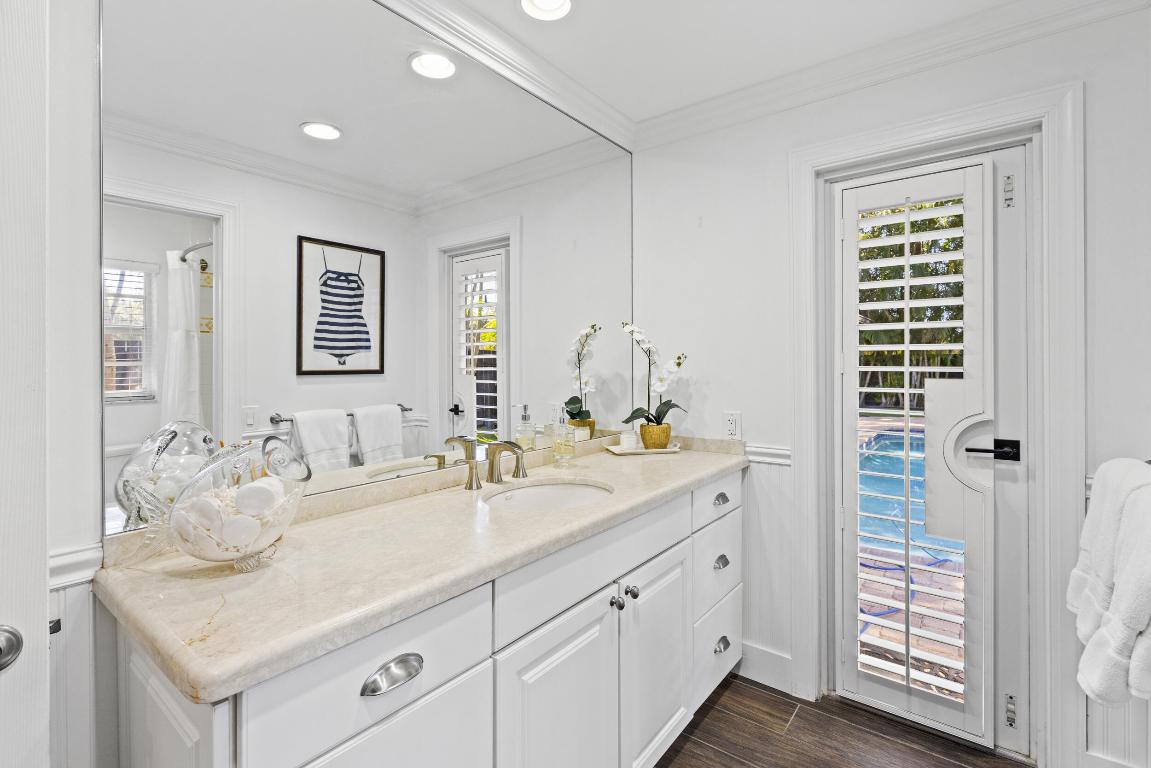 LAKEVIEW - Residential