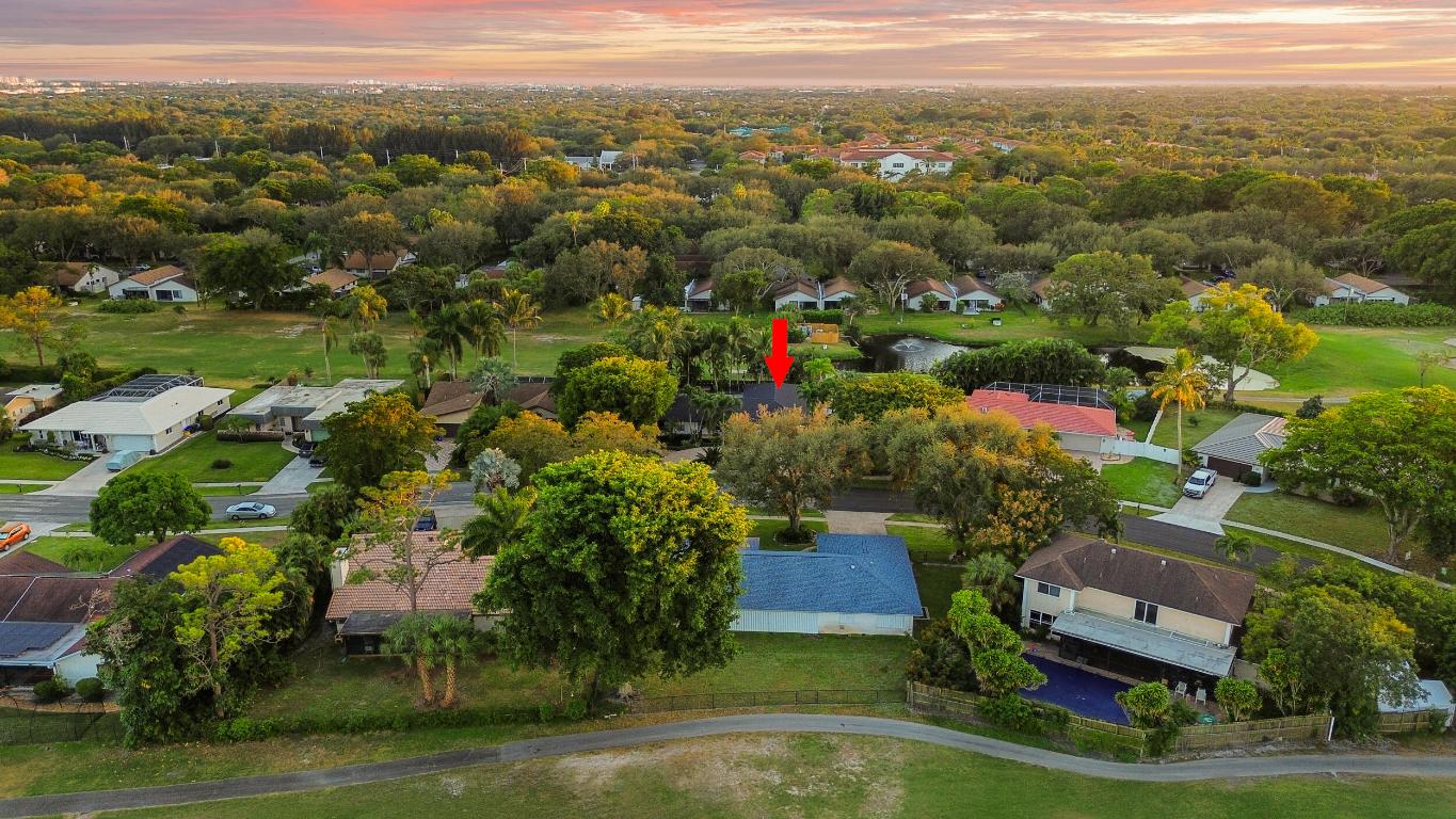 LAKEVIEW - Residential