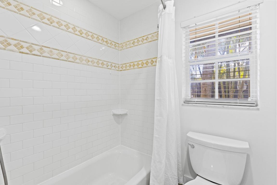 LAKEVIEW - Residential