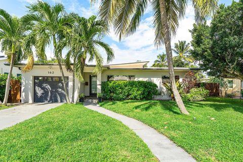 View photos, virtual tours, details... 162 Vassar Drive Lake Worth Beach FL 33460