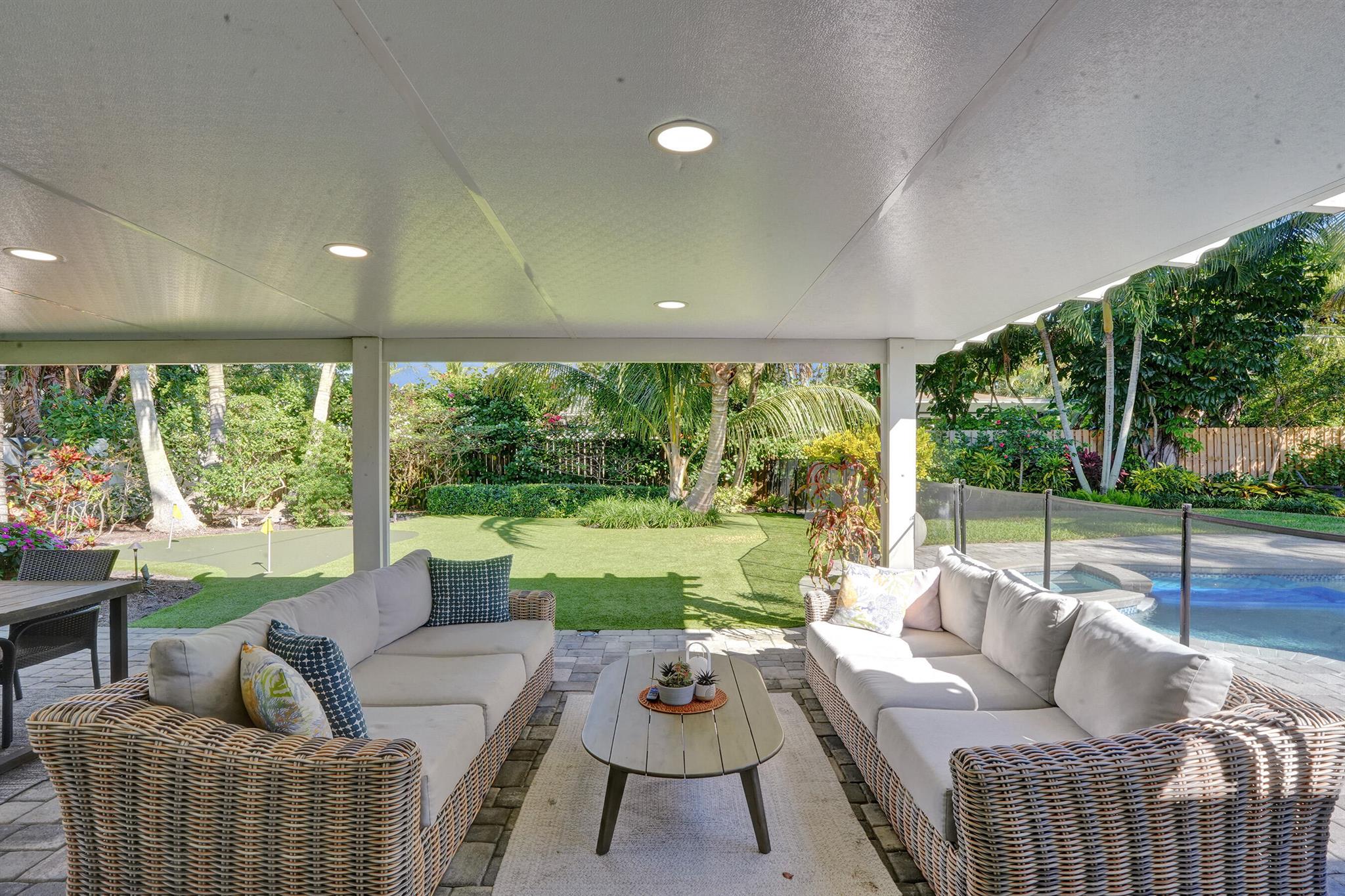 203 NW 15th Street