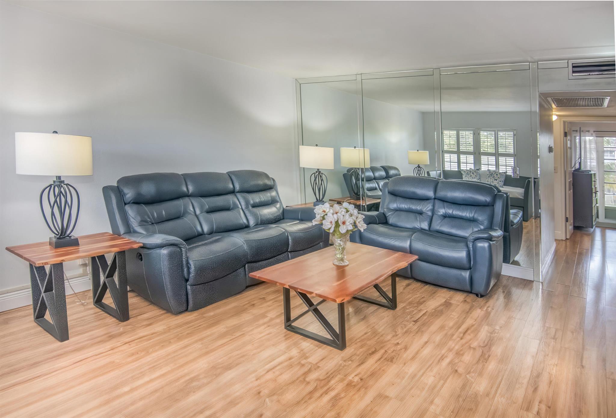 1905 Bermuda Circle J3