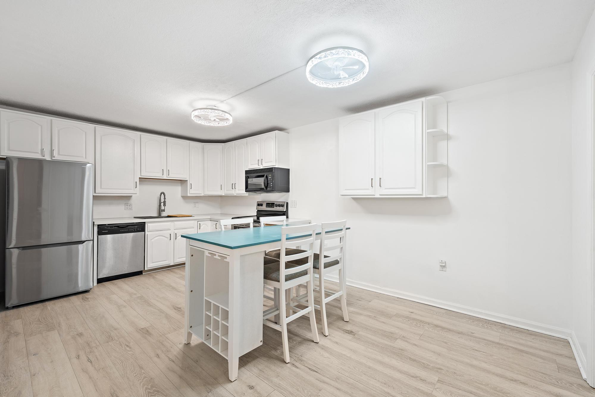 GLENWOOD TWNHS - Residential