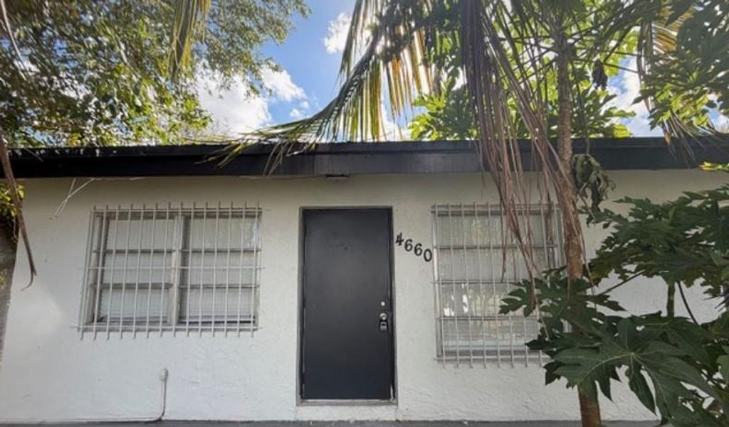 Photo of 4654 Schall Road #4660, West Palm Beach, FL 33417 (MLS # F10545382)