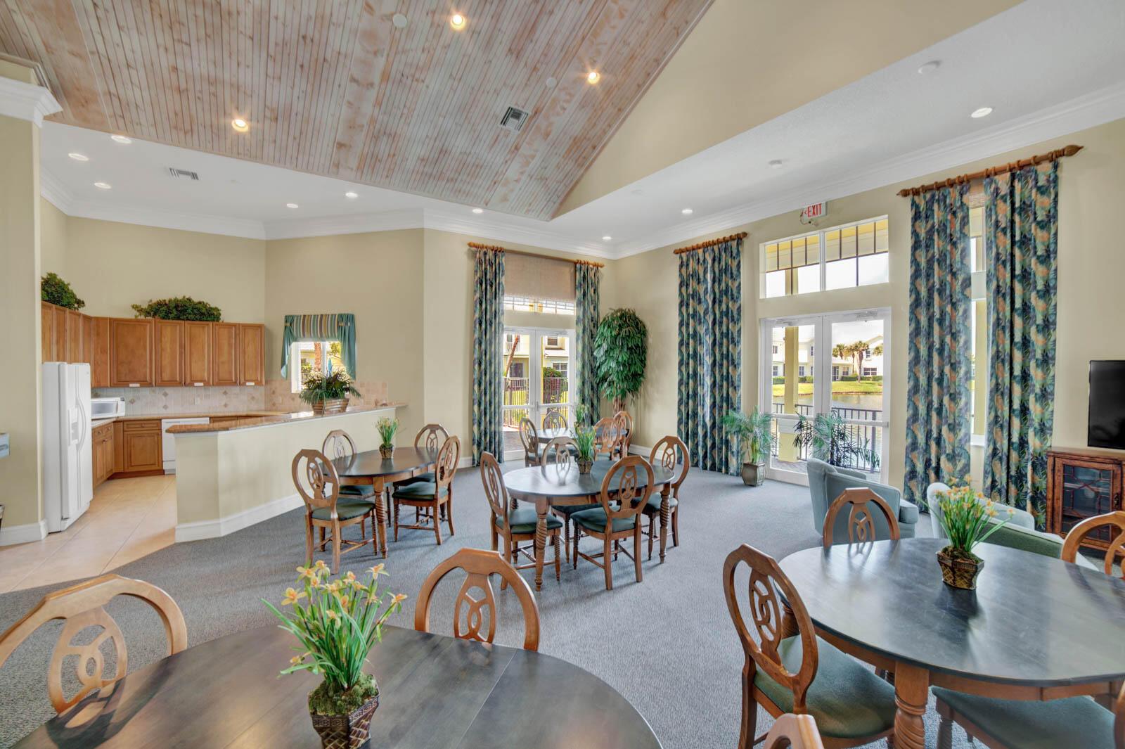 Mariner Bay of Hutchinson - Residential Lease