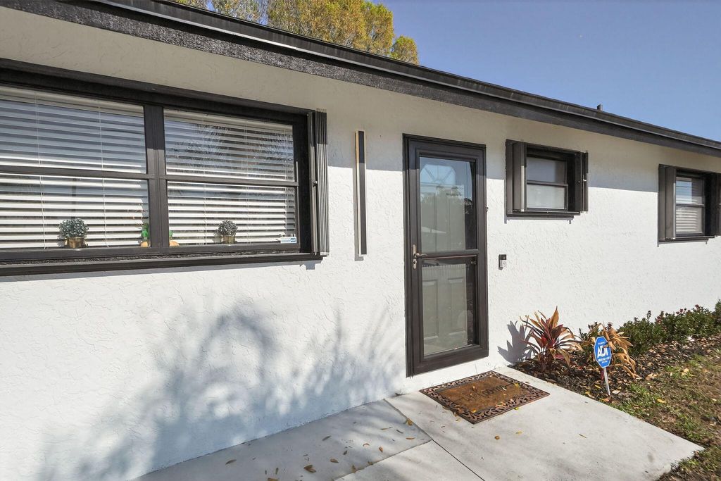 Photo of 4543 SE Dryfus Avenue, Stuart, FL 34997 (MLS # R11159215)