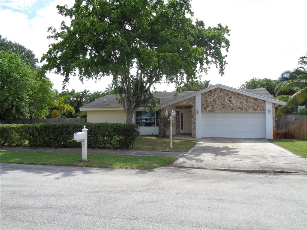 Palm Aire Village 3rd Sec - Residential