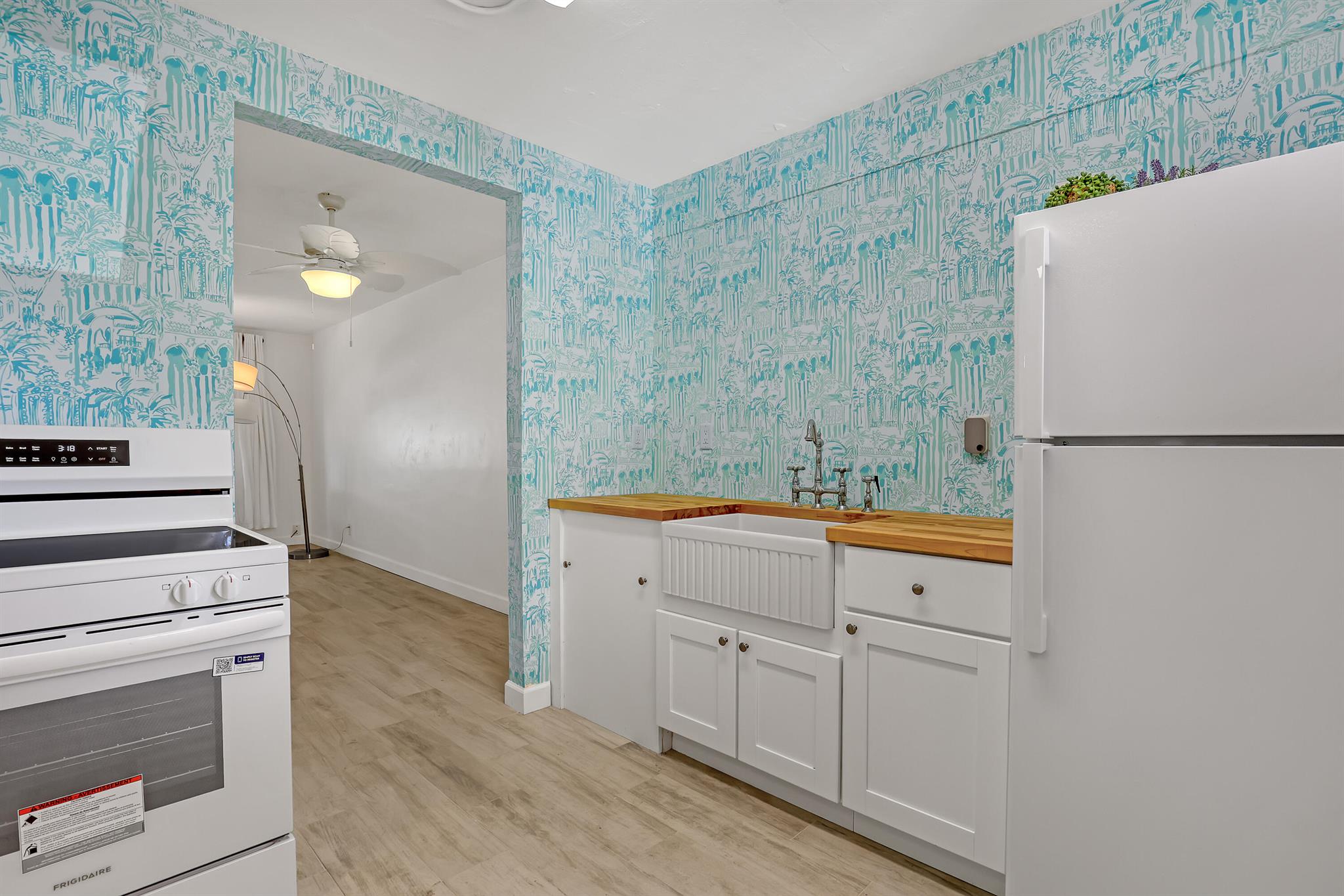 LAKE CLARKE GARDENS CONDO - Residential