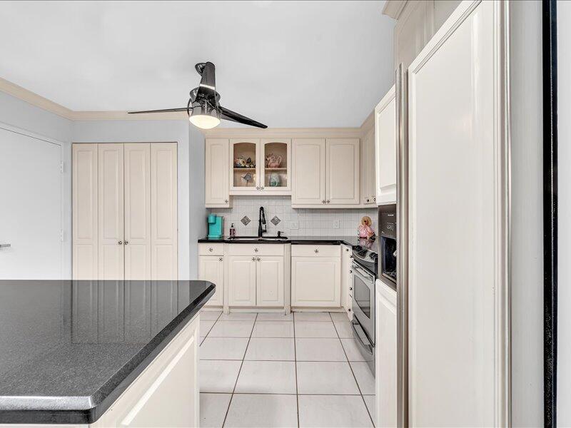 Corniche - Residential