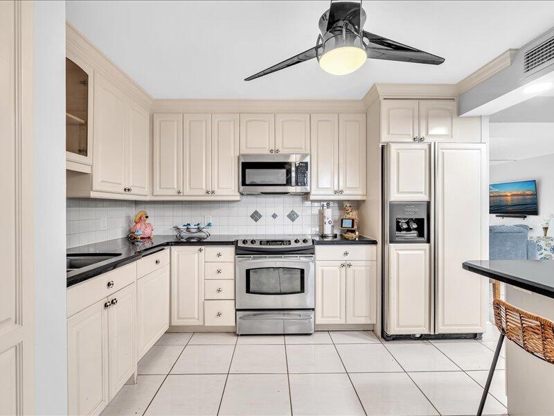 Corniche - Residential