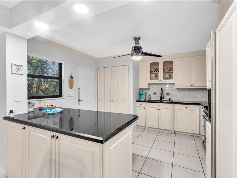 Corniche - Residential