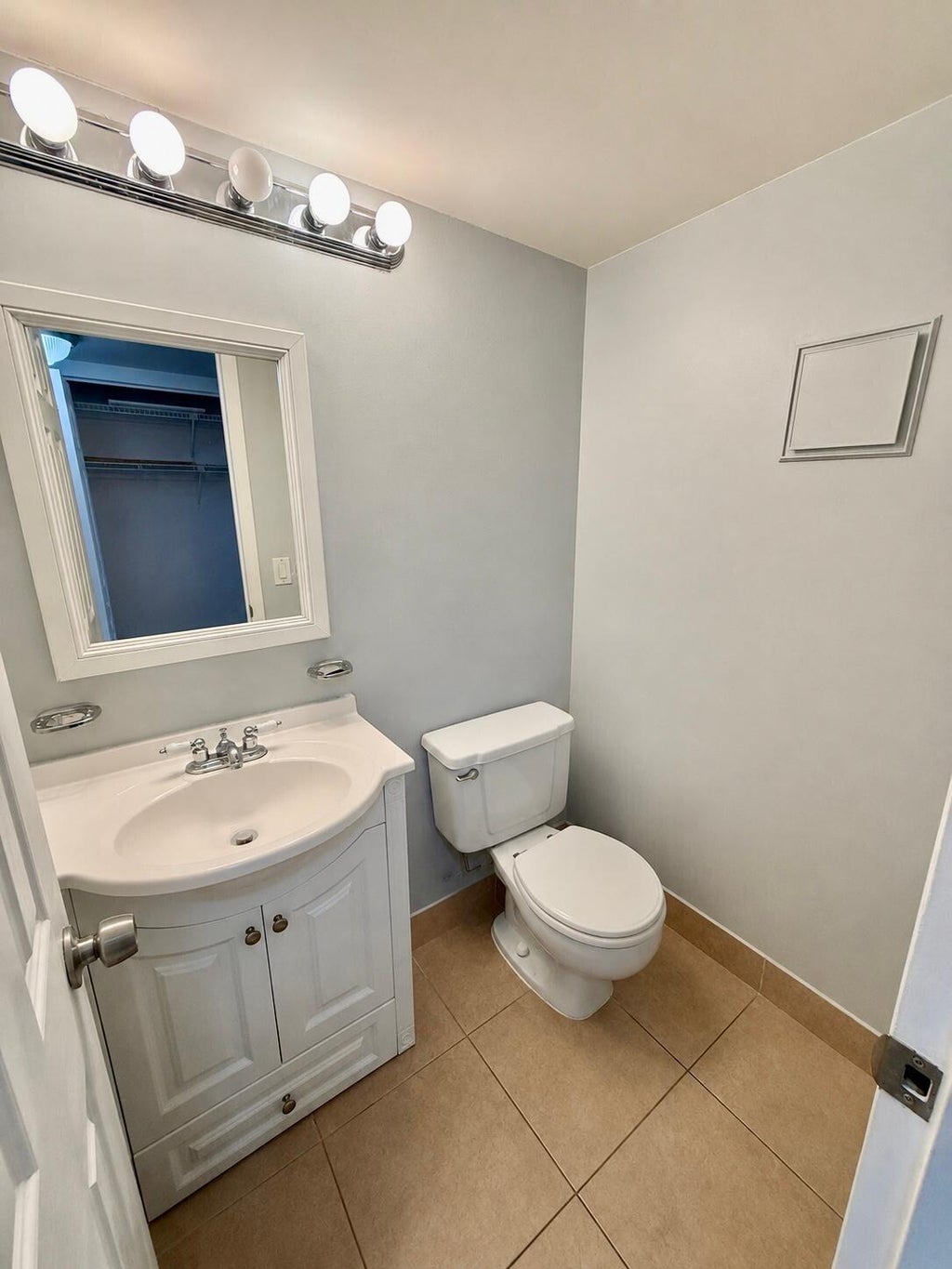 Photo of 261 Suffolk, Boca Raton, FL 33434 (MLS # B26039365)