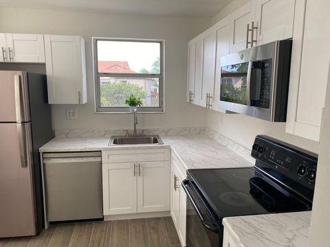 11266 SW 12th Street Pembroke Pines FL 33025