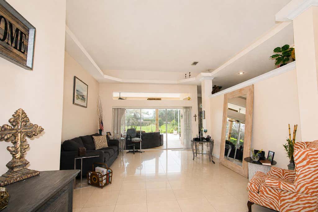 Photo of 1542 SW JASMINE Trace, Palm City, FL 34990 (MLS # B26057186)
