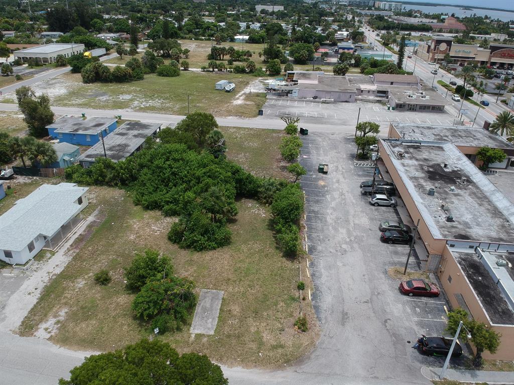 Commercial Investment opportunity in Palm Beach County. Close to singer Island . Call or text for more information. Survey available in documents section.
