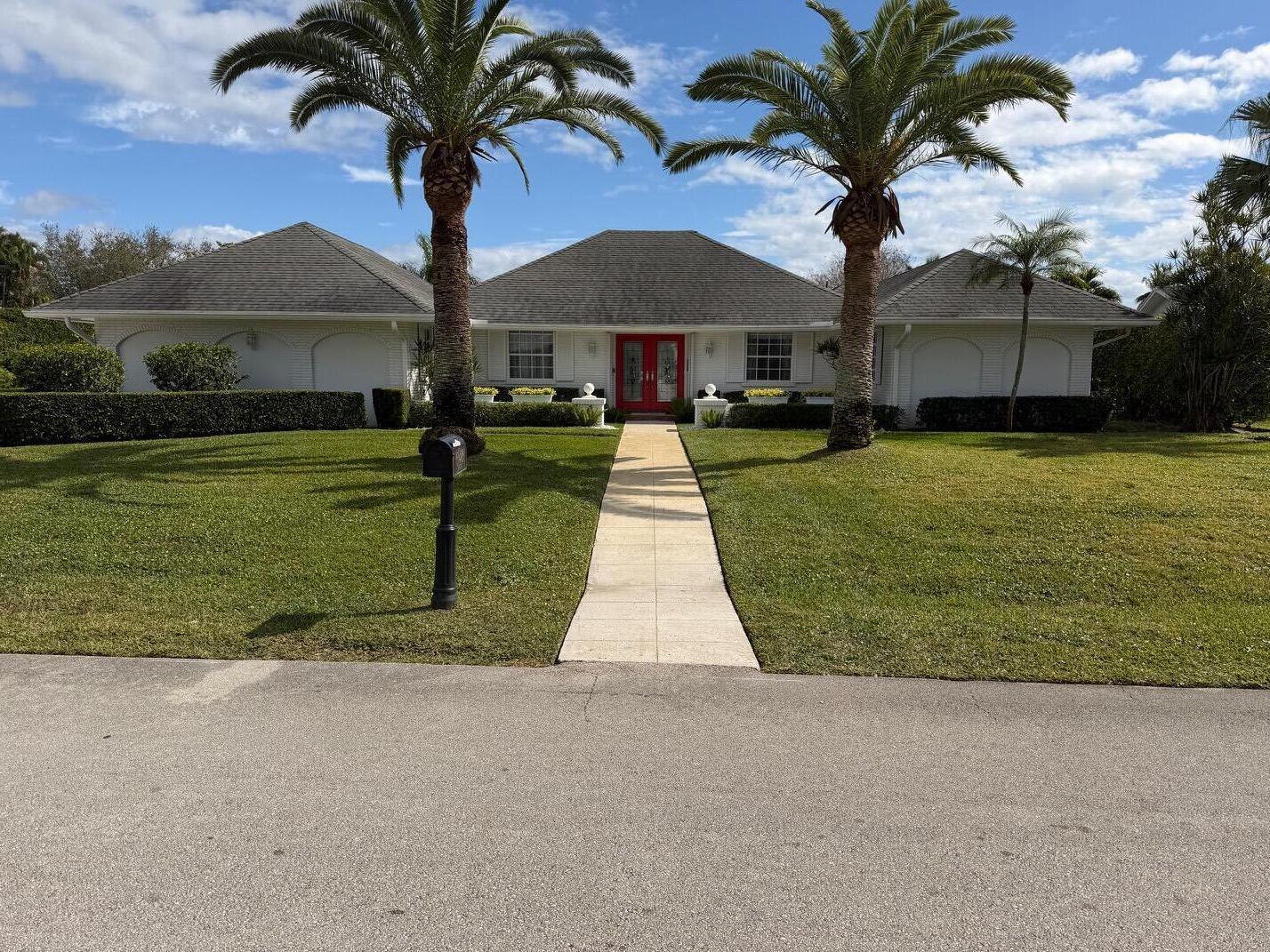 PGA NATIONAL GOLF CLUB ESTATES 2 - Residential