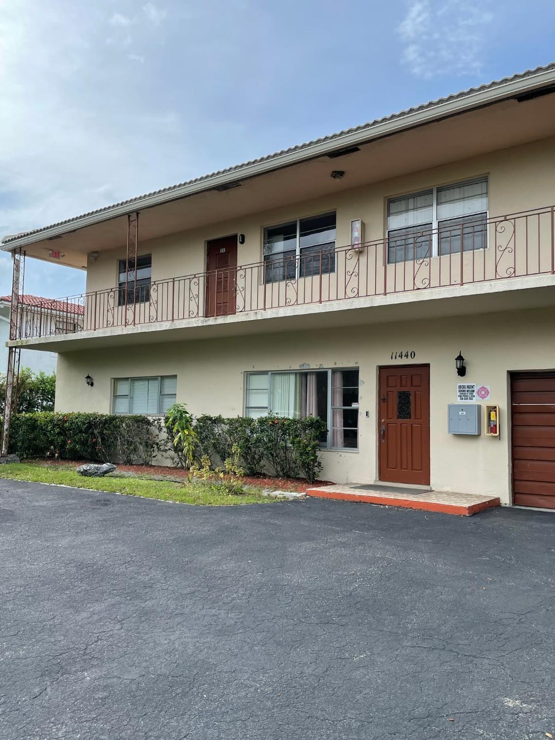 11440 NW 39th St