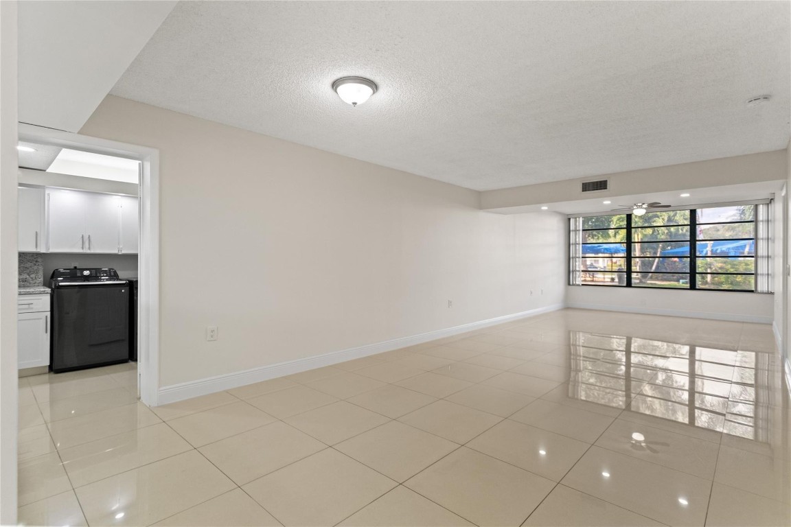 pine island ridge - Residential