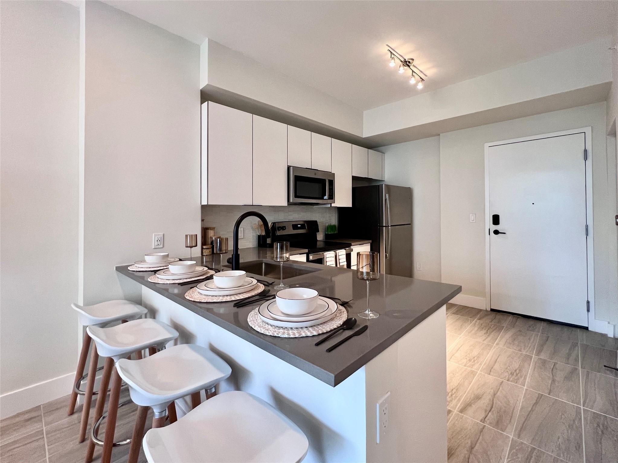 DANIA POINTE - Residential Lease