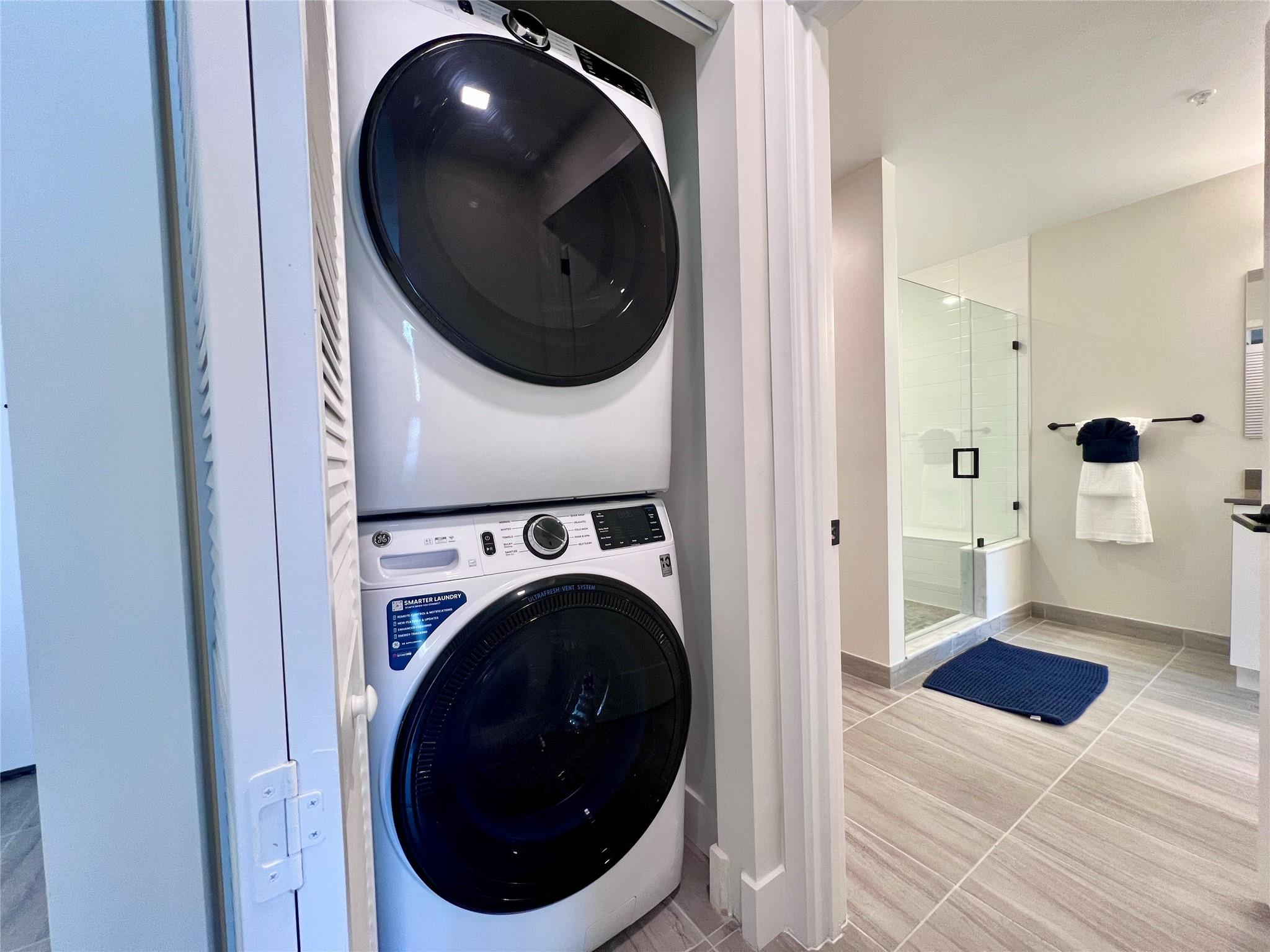 DANIA POINTE - Residential Lease