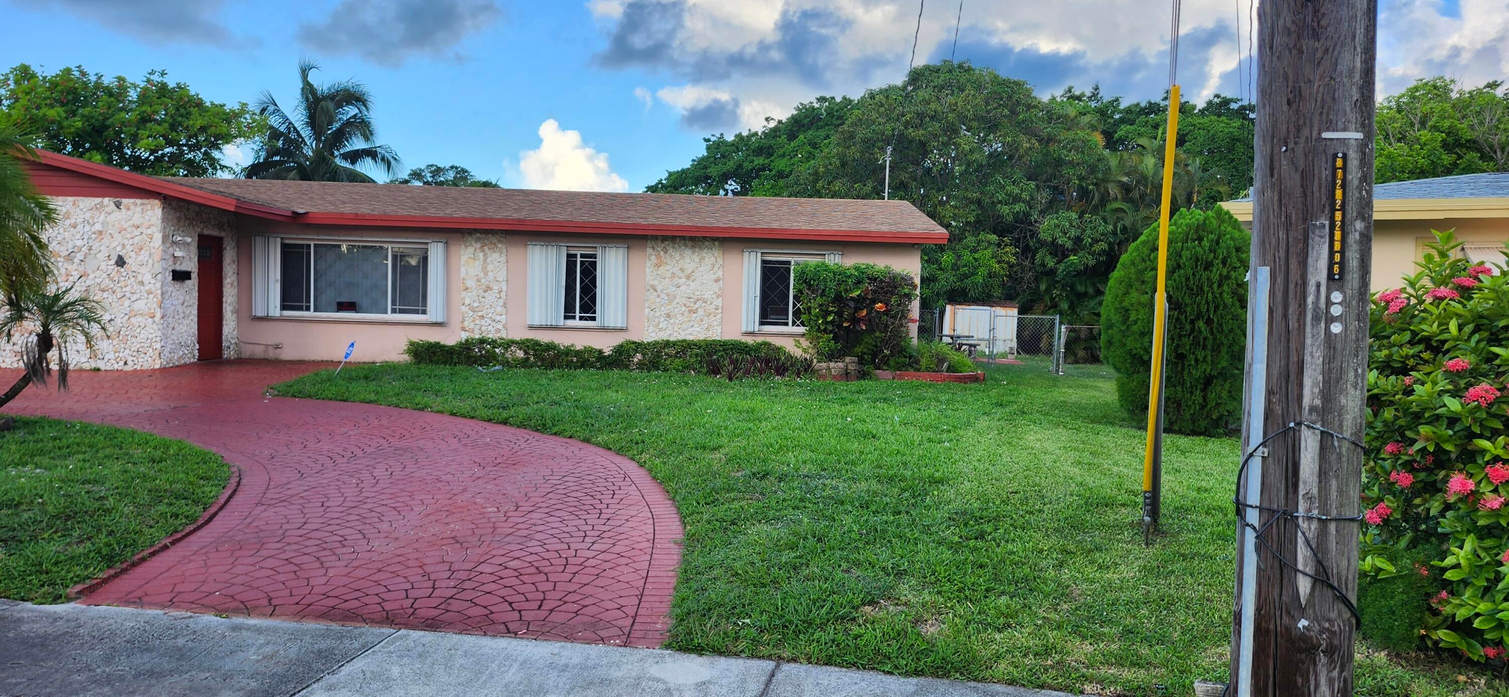 3830 NW 27TH Street