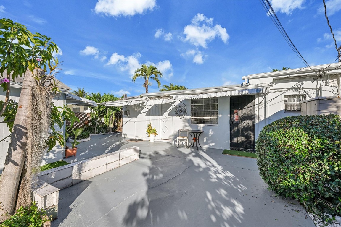 BROADVIEW COUNTRY CLUB ES - Residential