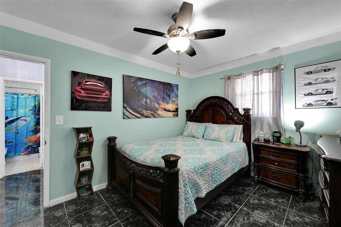 BROADVIEW COUNTRY CLUB ES - Residential