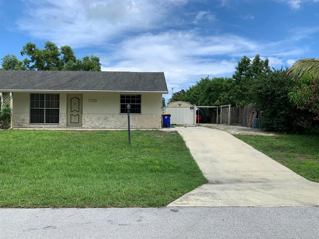 Photo of 4465 SE Beaver Lane Ln, Stuart, FL 34997 (MLS # R10825958)