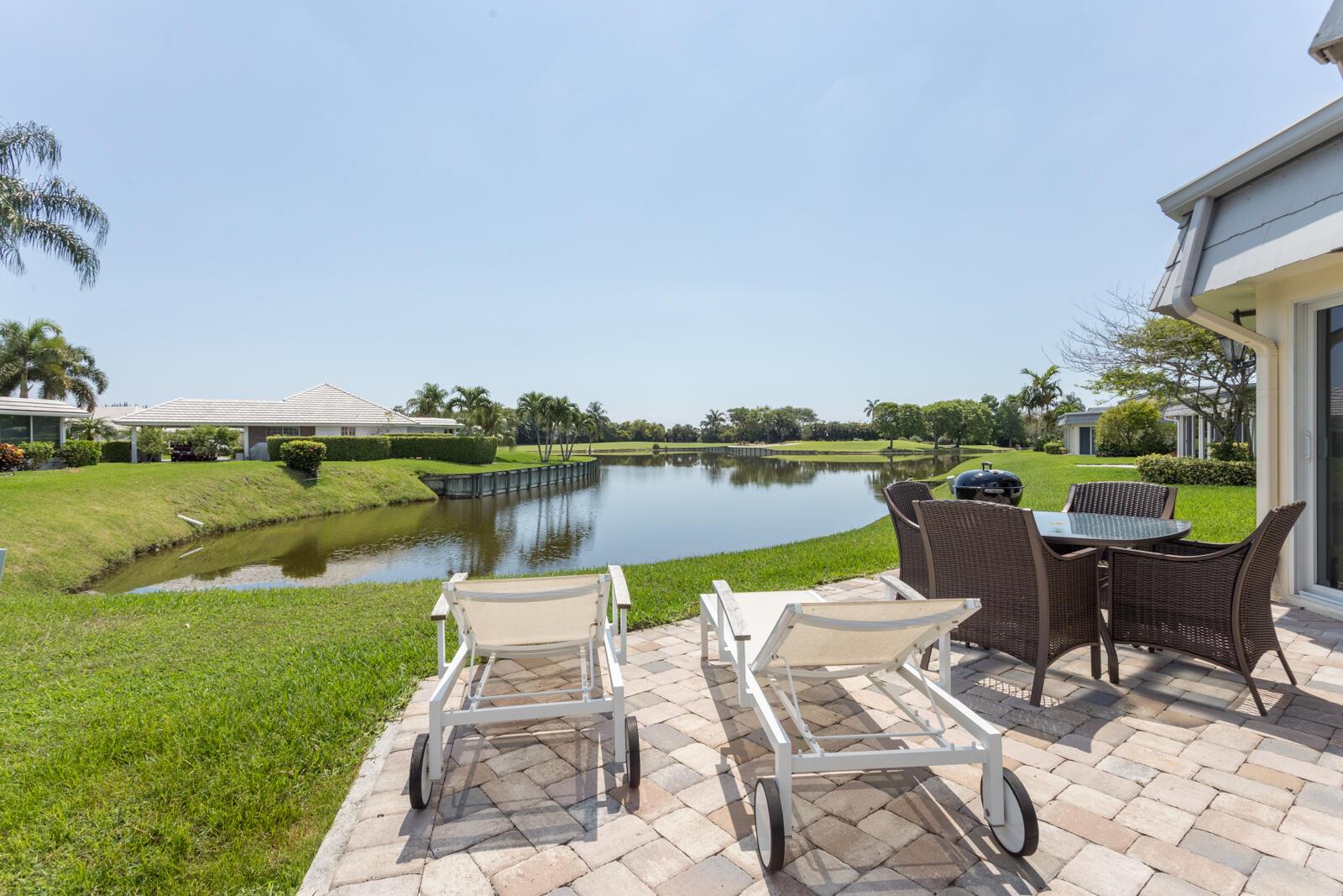 390 French Royale Circle
