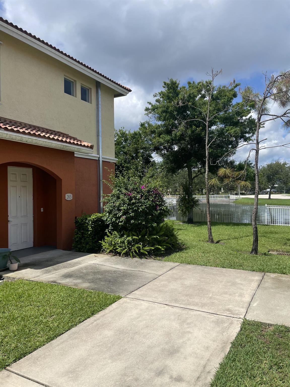 Incredible opportunity to rent a pristine 3 bedroom 2 bathroom with attached garage home in desirable Vila Bella an upscale gated community in Stuart, close to downtown restaurants and shopping. FRESHLY PAINTED with Vinyl flooring in living areas and new carpet in bedrooms, Quality kitchen with stainless steel appliances and granite countertops. Patio looks out on to trees, green area and water. Clubhouse, swimming pool, playground and picnic area. Pet limitation- Aggressive/dangerous breeds not allowed by HOA.