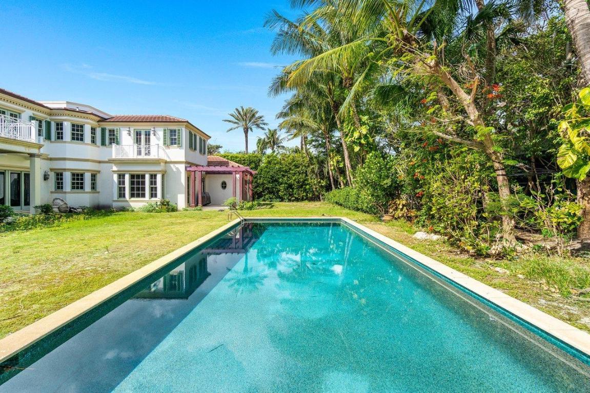 EL BRAVO PARK - Residential