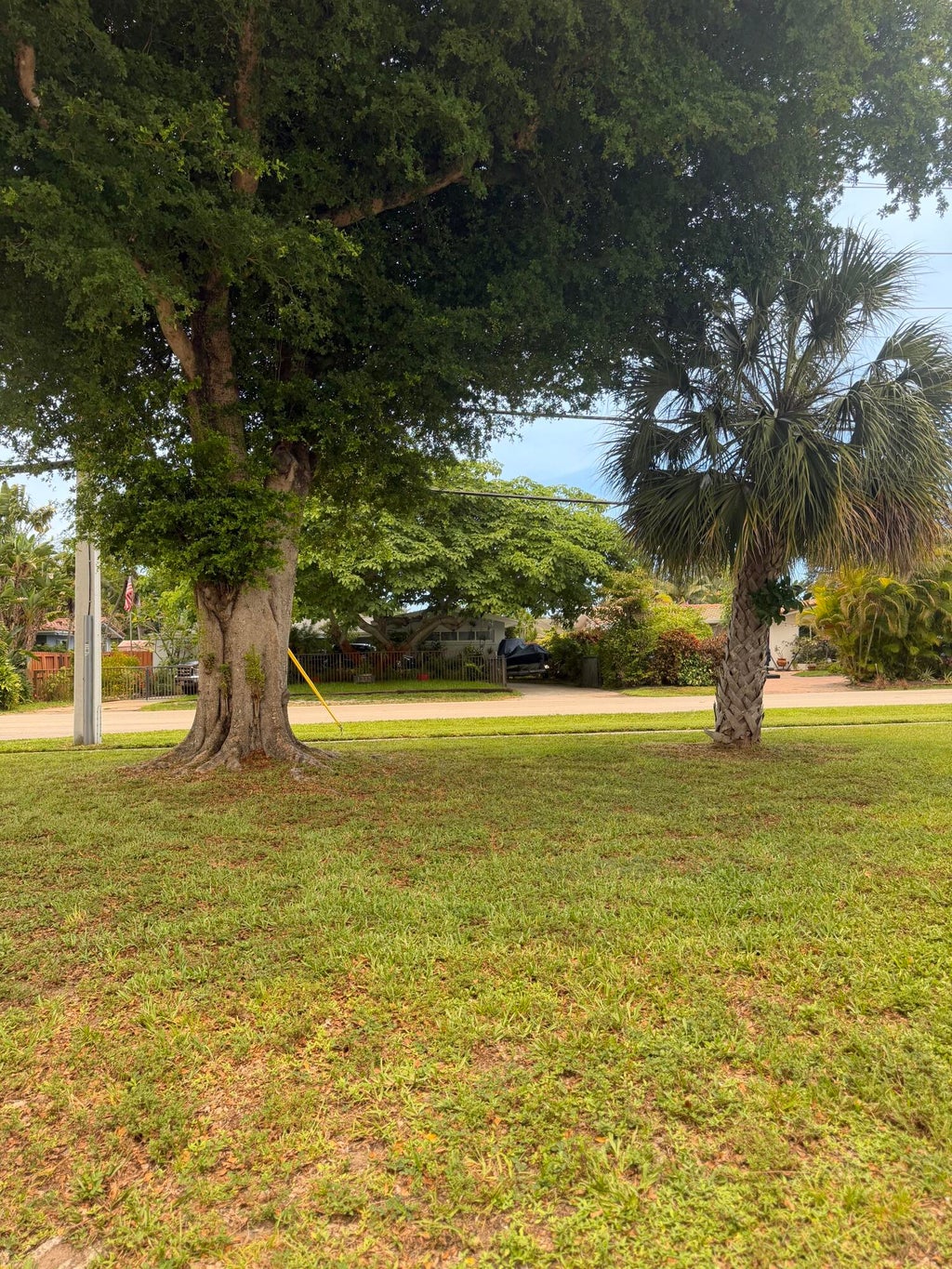 Photo of 900 Citrus Isle, Fort Lauderdale, FL 33315 (MLS # B26059483)