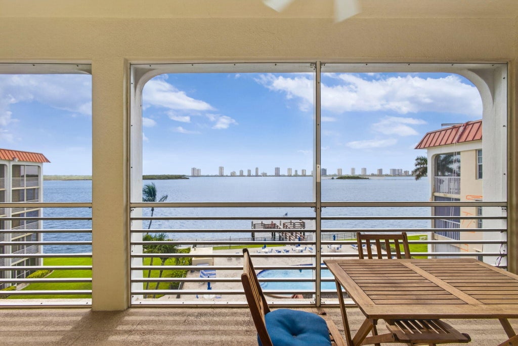 Photo of 105 Paradise Harbour Boulevard #501, North Palm Beach, FL 33408 (MLS # B26074037)