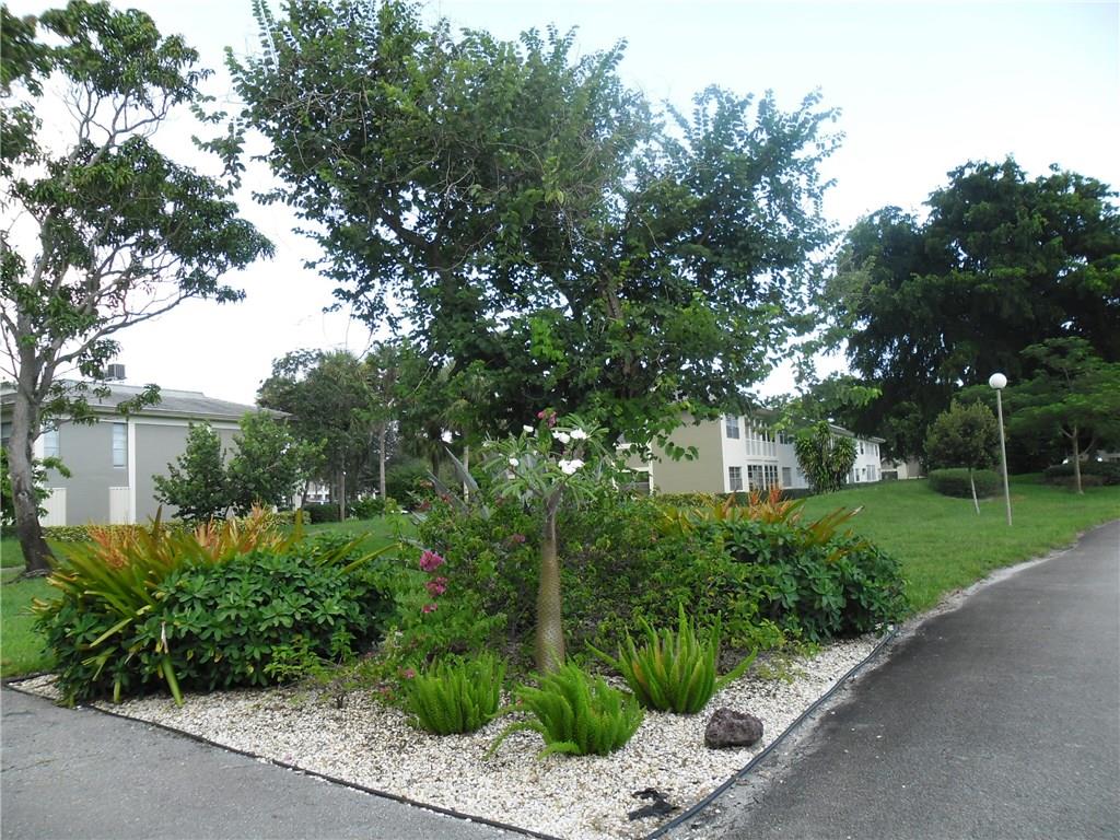 Nassau Village Wynmoor Co - Residential