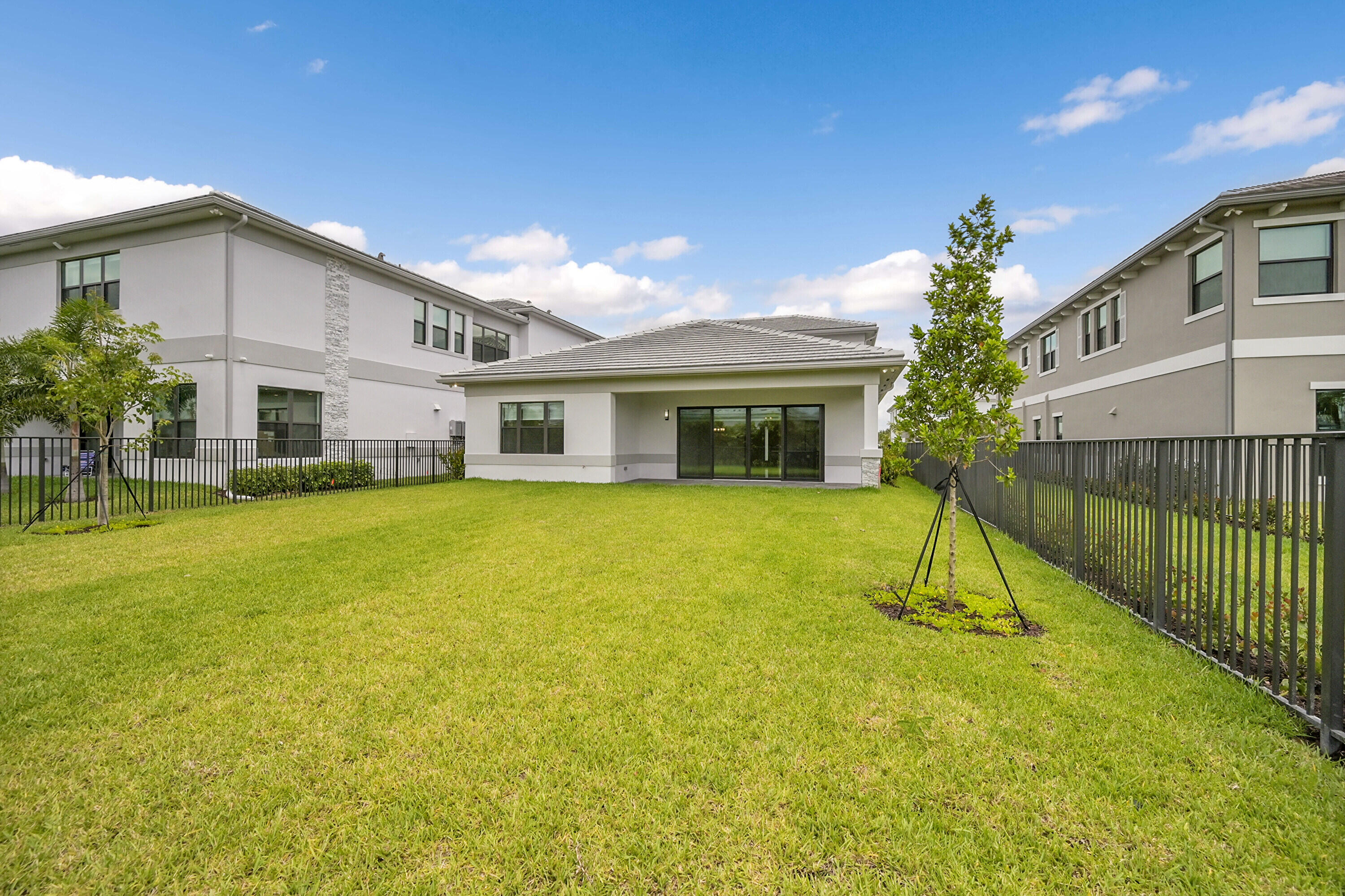 Apex at Avenir - Residential Lease