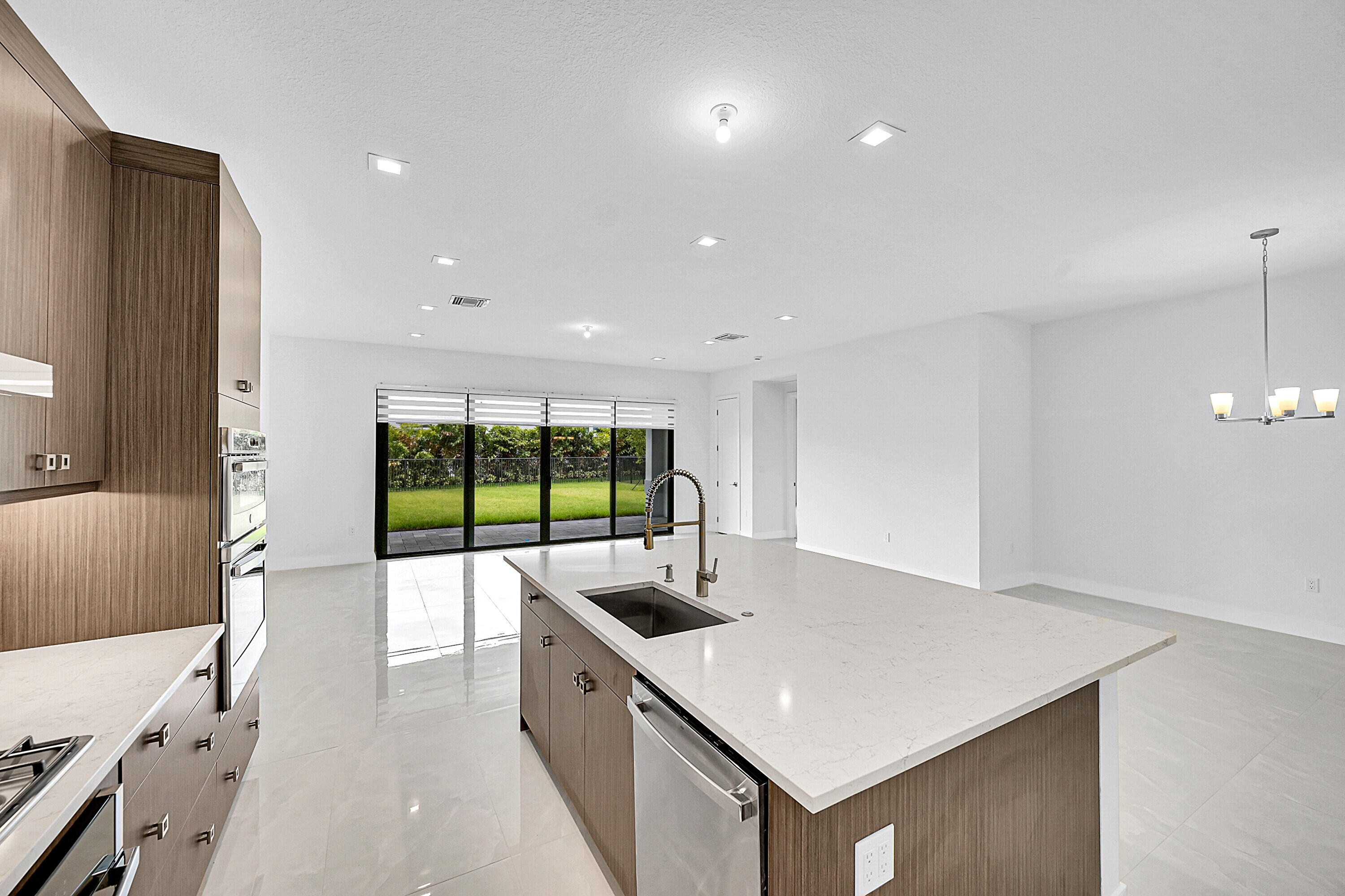 Apex at Avenir - Residential Lease