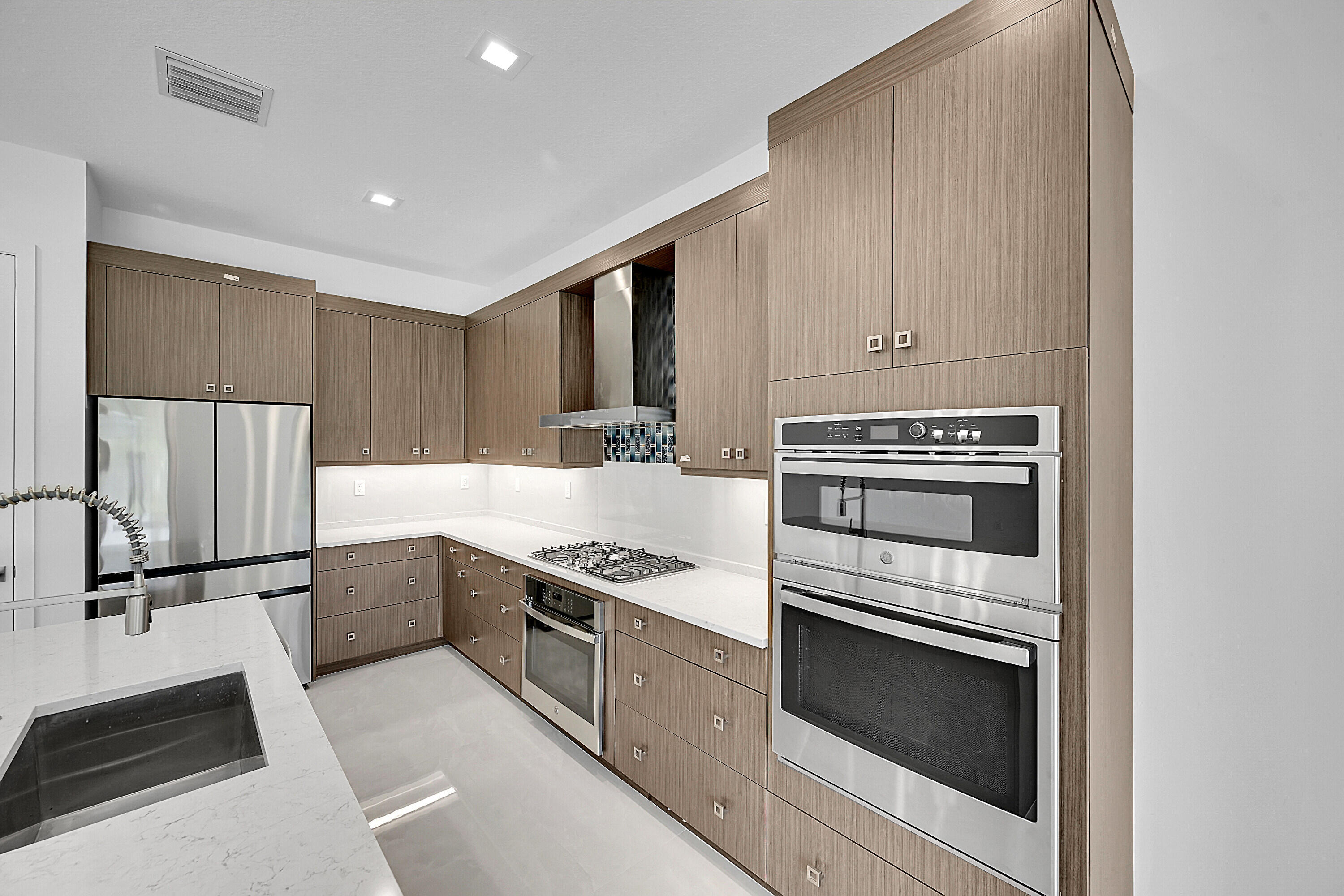 Apex at Avenir - Residential Lease