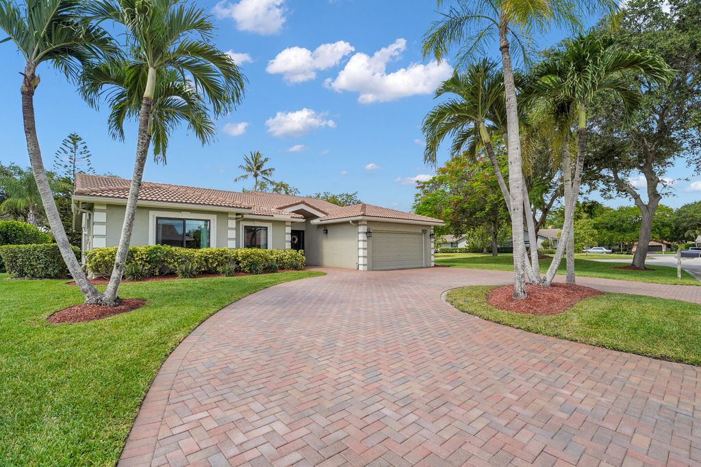 Photo of 8670 NW 56th Street, Coral Springs, FL 33067 (MLS # B26045742)